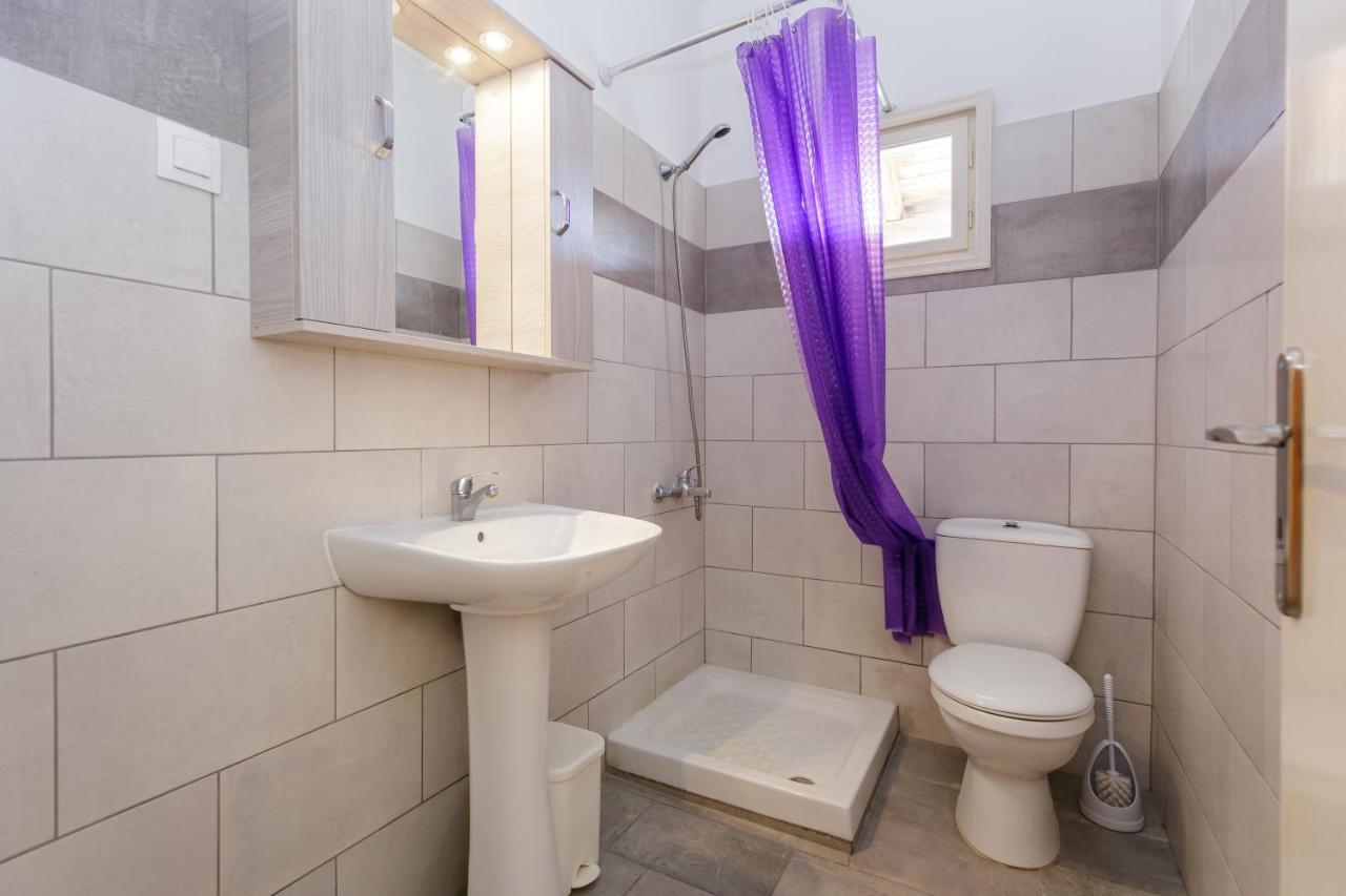Dragana Apartments Ipsos Luaran gambar