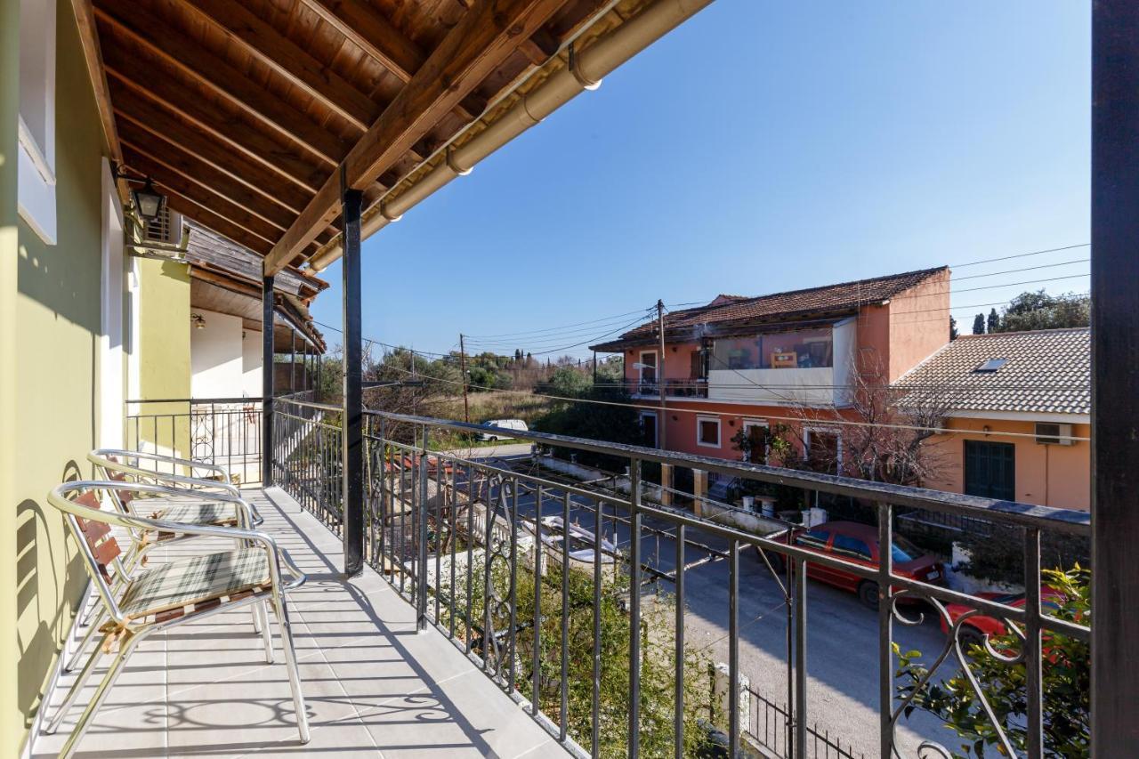 Dragana Apartments Ipsos Luaran gambar