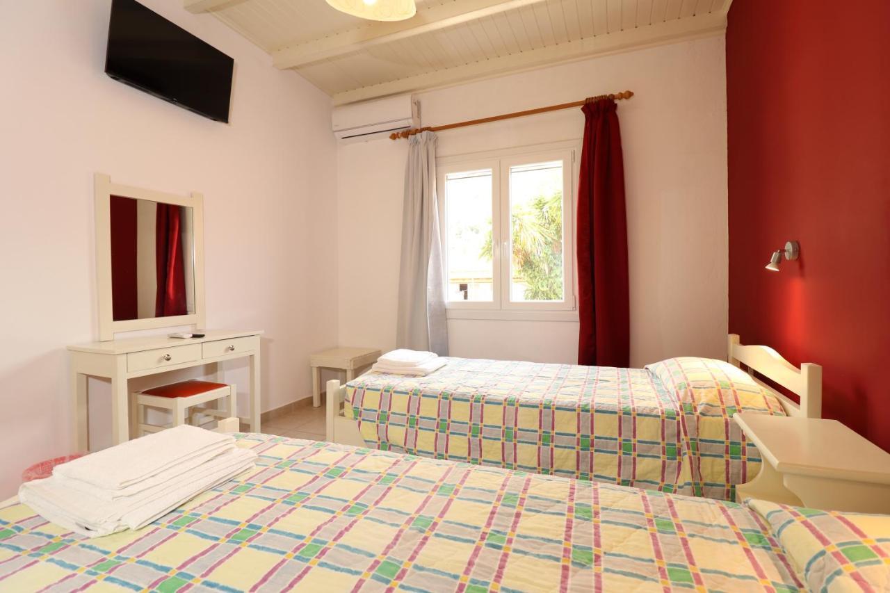 Dragana Apartments Ipsos Luaran gambar