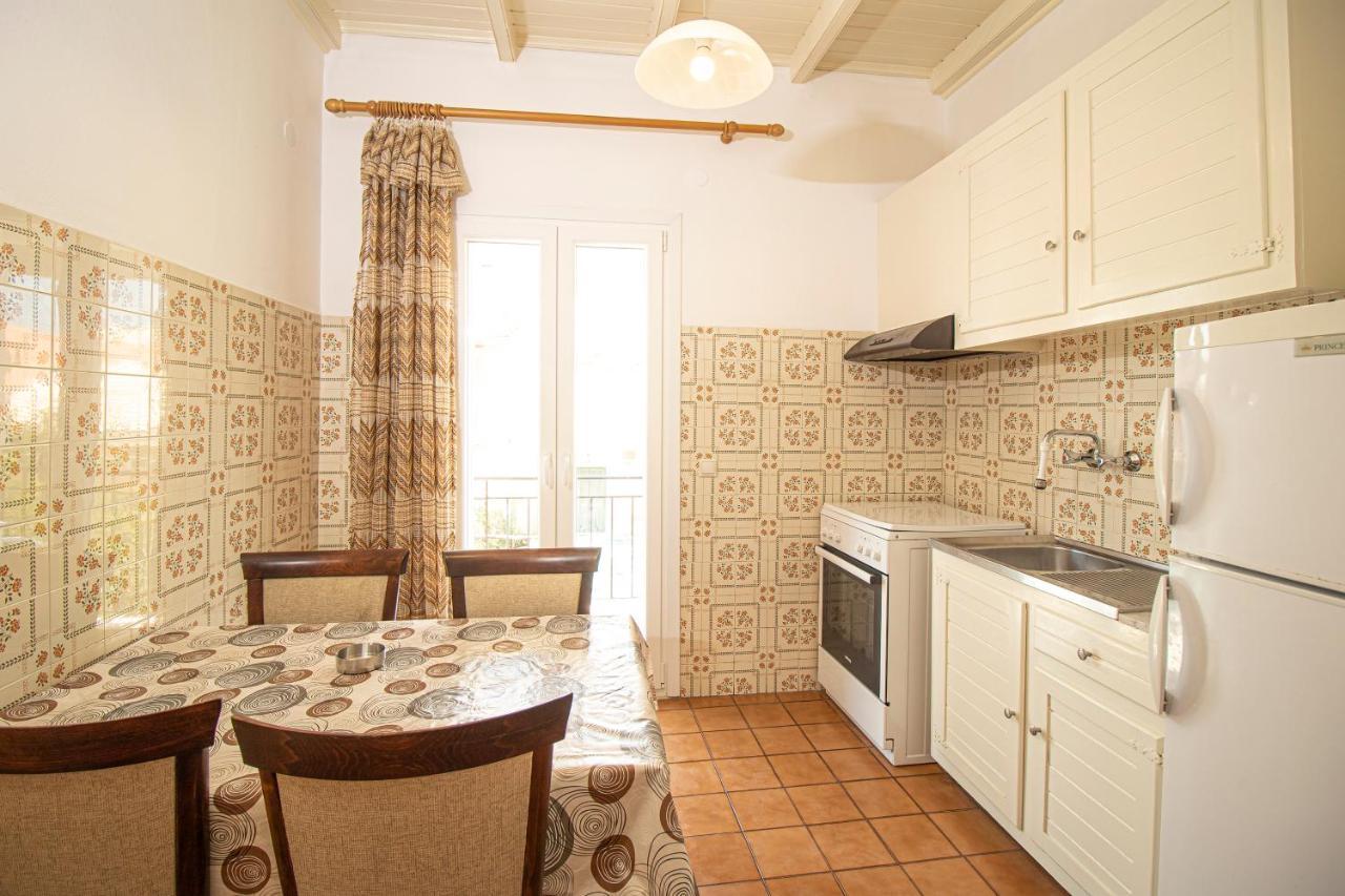 Dragana Apartments Ipsos Luaran gambar