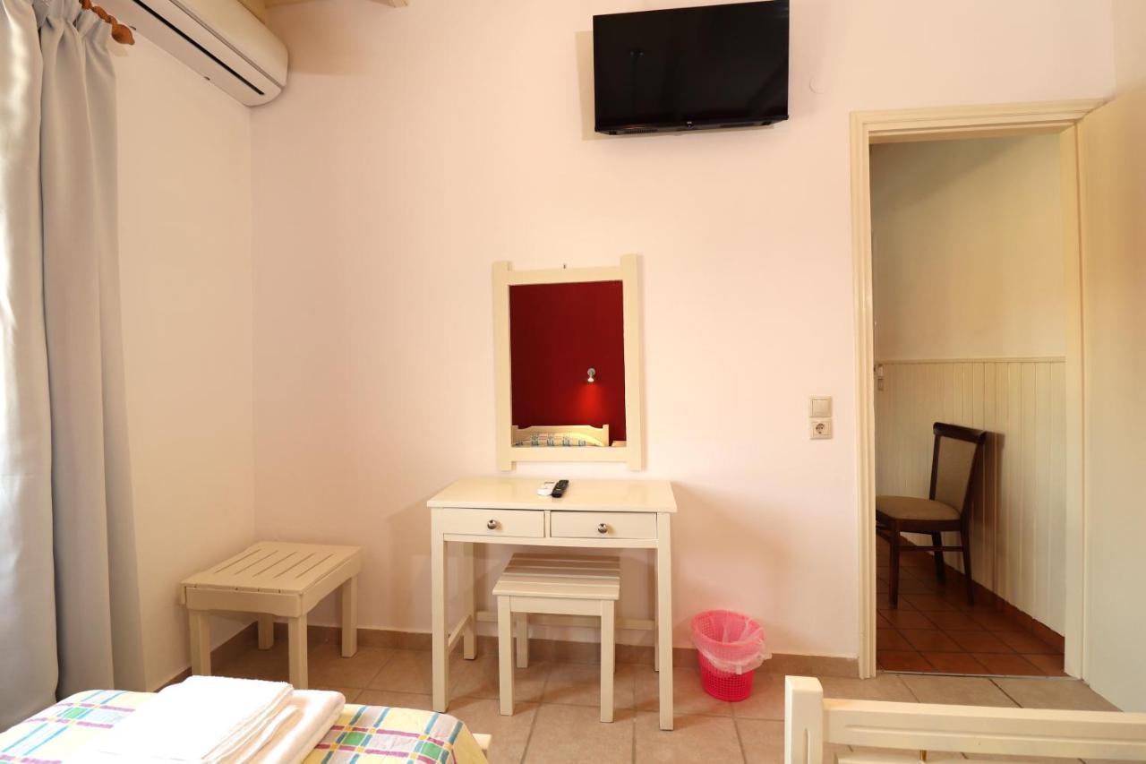 Dragana Apartments Ipsos Luaran gambar